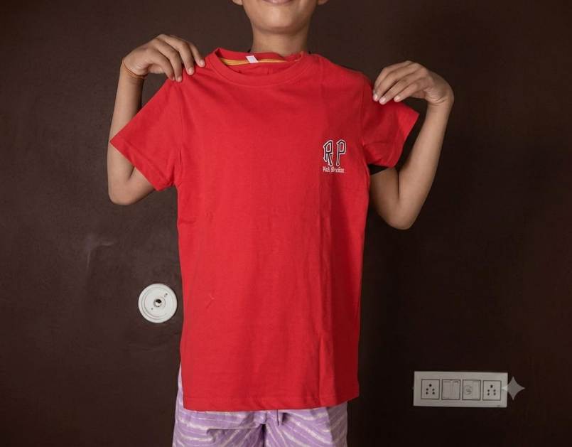 Boys & girls top wears branded clothes (tshirts pack of 5)