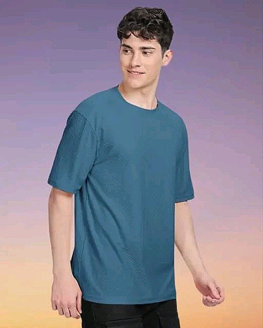 Urban Grid Solid Oversized T-shirt